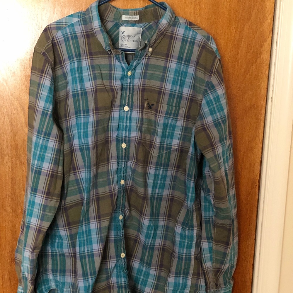 American Eagle button down shirt